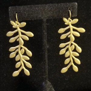 4/$15 👓 Sale  2.5" Bronze-toned Twig Earrings